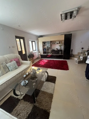 COMISION 0 Casa P+1 2 intrari 7 camere 4 bai teren total 861 mp Poroinica - imagine 7