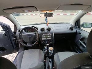 Ford fiesta 1300 benzina  - imagine 5