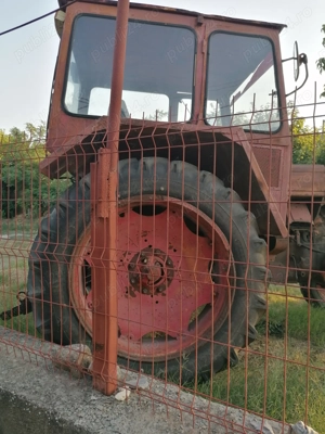 Masini agricole tractor 