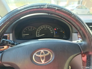 vand Toyota cu 7 locuri - imagine 6