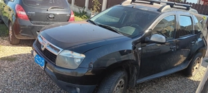 Vând Dacia Duster 4x4 benzina