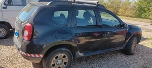 Vând Dacia Duster 4x4 benzina - imagine 2 Vând Dacia Duster 4x4 benzina - imagine 2