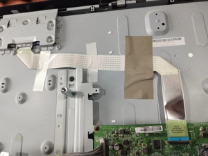 lvds ead60679318 de pe tv LG 37lh200h