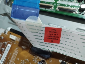 lvds ead62593902 + ead62593901 de pe tv LG 55lb670v - imagine 3