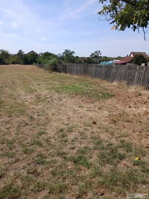 Teren de vanzare  - imagine 2