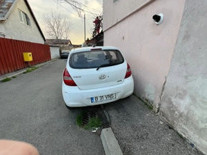Hyundai I20 an 2010 - imagine 5
