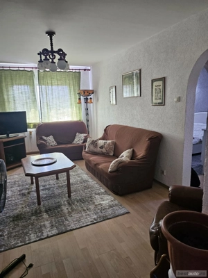 chirie 3 camere - imagine 2