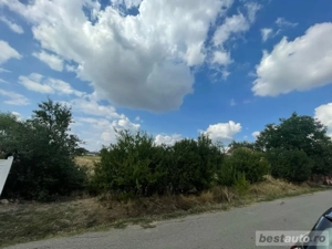 Teren de vanzare