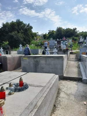 Vand cripta cu 2 locuri