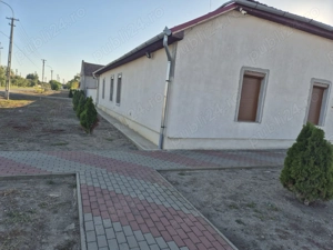 Casă cu teren generos de vânzare, Variaș, jud.Timiș