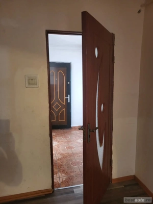 Vand apartament 2 camere - imagine 3