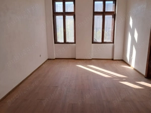 Inchiriere spatii comerciale, zona centrala  - imagine 3