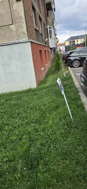 Vand apartamnet Lupeni . - imagine 2