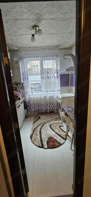 Vand apartamnet Lupeni . - imagine 4