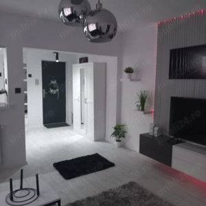 Inchiriez apartament 2 camere Arad Podgoria - imagine 3