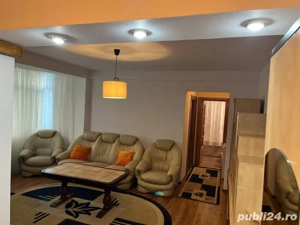 Apartament 3 camere zona 1 mai