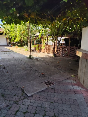 Casă mare  de vânzare  - imagine 2 Casă mare  de vânzare  - imagine 2