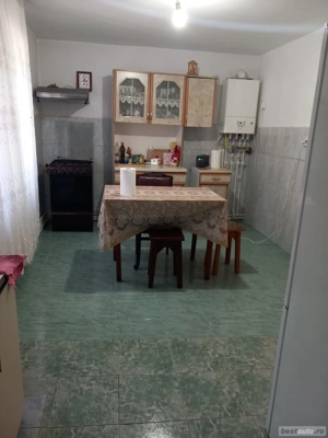 vand aprtament la vila partier deosebit - imagine 4