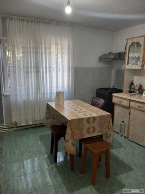 vand aprtament la vila partier deosebit - imagine 5