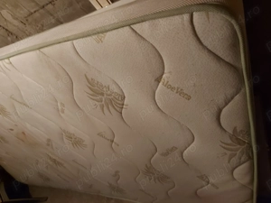 Saltea relaxa cu aloe Vera ,pat,comoda, noptiera