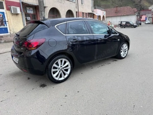 Opel Astra J 1.7 CDTI - imagine 4 Opel Astra J 1.7 CDTI - imagine 4