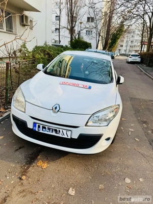 renalut megane  - imagine 2