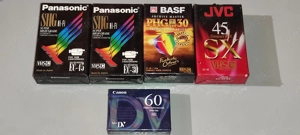 sigilate  casete video pt. camere video  vhs -c - mini dv - sigilate  pret 150 ron toate 