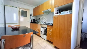 Apartament 4 camere decomandat zona Centrala - imagine 10