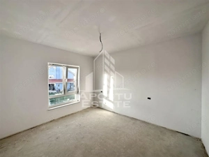 Jumatate de duplex cu 5 camere de vanzare, despartit, Dumbravita - imagine 2