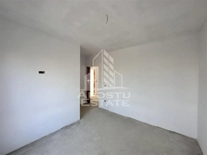 Jumatate de duplex cu 5 camere de vanzare, despartit, Dumbravita - imagine 13