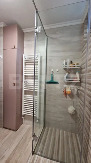 Apartament de vânzare 3 camere, 55 mp, zona Micro 17 - imagine 10