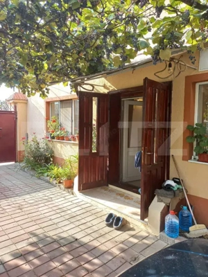 Casă 70 mp, 3 camere , bucatarie,  baie , teren 1270 mp, Prejmer 