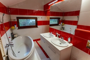 Oprește-te din visat și mută-te în casa perfectă! Totul la prețul unui apartament din Cluj sau Timiș - imagine 12