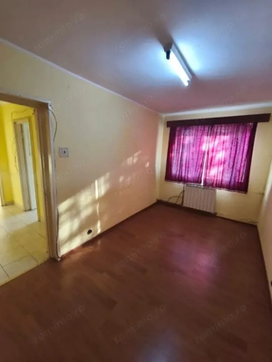 Apartament 3 camere, 61mp, zona Hurmuzachi, Radauti - imagine 5