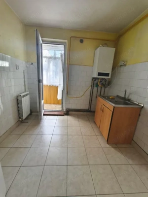 Apartament 3 camere, 61mp, zona Hurmuzachi, Radauti - imagine 4