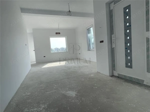 Duplex pe parter - locatie excelenta - posibilitate alegere finisaje - compartimentare foarte buna - imagine 5