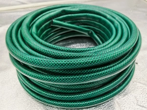 Furtun gradina armat 20 m cu accesorii 59 lei