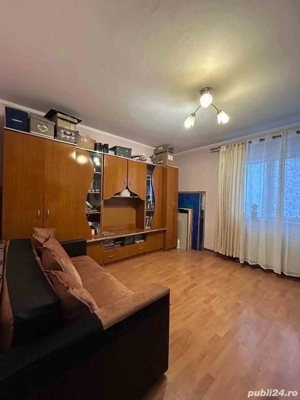 Vând apartament 2 camere decomandat 