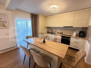 Apartament cu 3 camere, 65 mp, etaj 1, zona Ipotesti