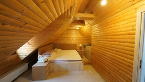 5 camere - Centru Vechi - Poarta Schei 24    (2 dormitoare, 2 livinguri)   3 băi   terasă   renovat  - imagine 12