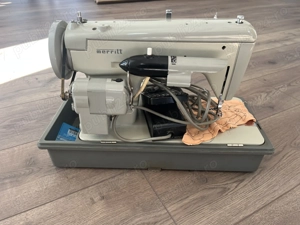 Mașină de cusut Merritt vintage   NOUĂ, cu accesorii originale