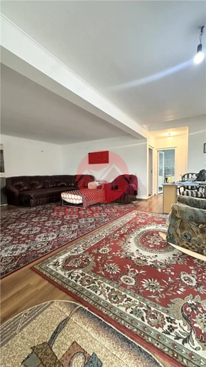 Casa de vanzare in Poiana cu Teren de 350 mp - imagine 3