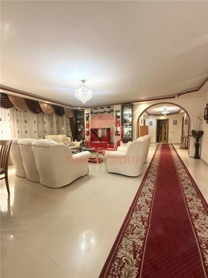 Pensiune cu 15 camere in Mamaia Nord - Business la Cheie - imagine 2