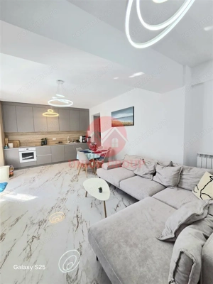 Apartment 2 Camere cu Terasa Spectaculoasa si Vedere Frontala la Mare - imagine 2