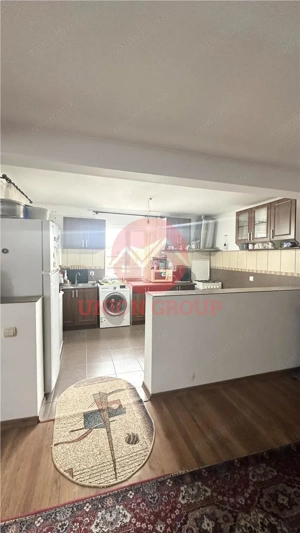 Casa de vanzare in Poiana cu Teren de 350 mp - imagine 8