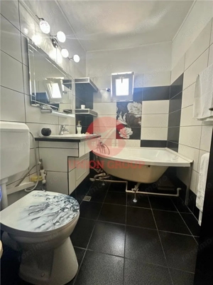 Apartament 3 Camere, Decomandat, Zona Tomis 3 - Comision 0 - imagine 8 Apartament 3 Camere, Decomandat, Zona Tomis 3 - Comision 0 - imagine 8