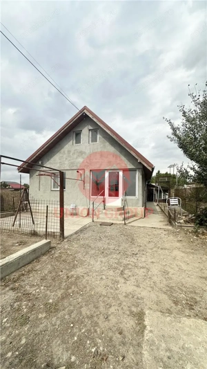 Casa de vanzare in Poiana cu Teren de 350 mp - imagine 17