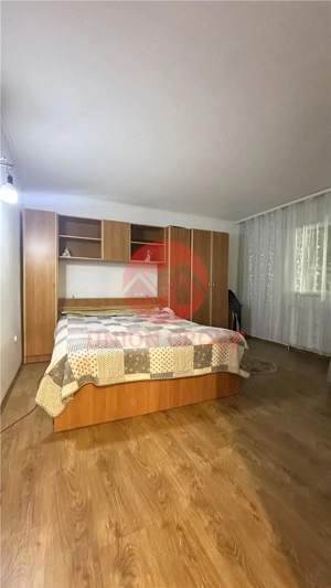 Casa de vanzare in Poiana cu Teren de 350 mp - imagine 14