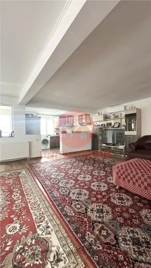 Casa de vanzare in Poiana cu Teren de 350 mp - imagine 13