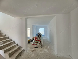 Casă tip duplex cu garaj   Dumbrăvița, 150 mp utili, teren 492 mp!